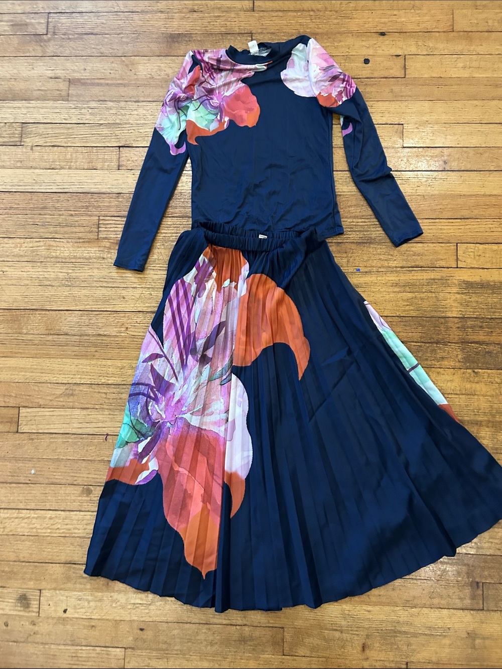 SHEIN Navy Floral Pleated Two-Piece Dress Set with Pink Orange Mint Accents